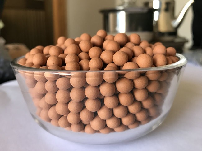 麥飯石球